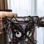 Sac à main noir graphique et structuré