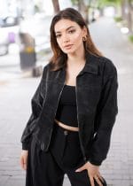 Veste noire effet suédé